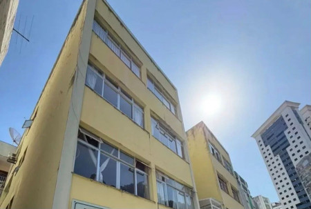 PORTO DA BARRA - APARTAMENTO 3 QUARTOS